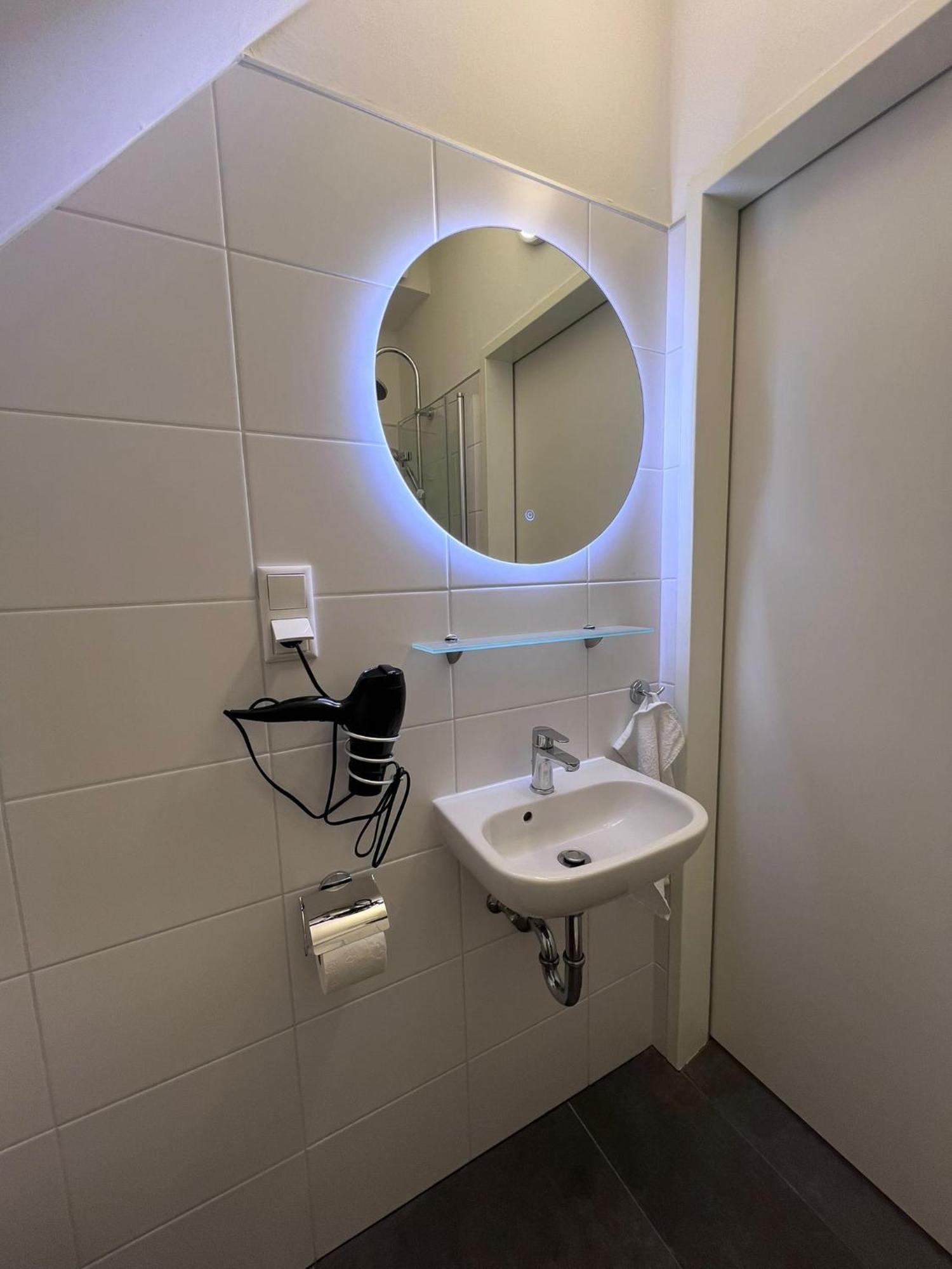 Ort 245 Apartment Рид им Инкрайс Екстериор снимка